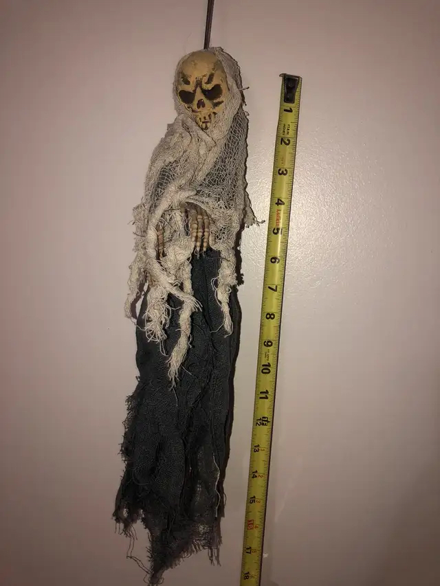 Lot of 8 Halloween items / all 20/ pls read Descript/firm price image indicator(6)