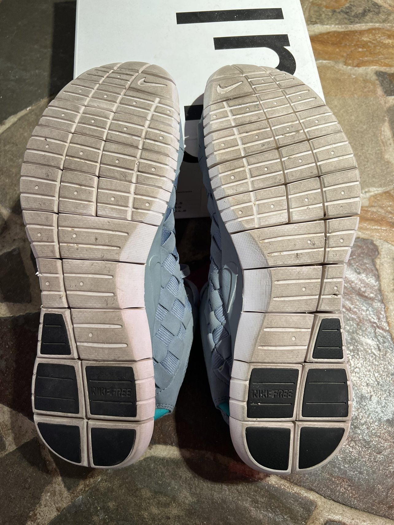 Nike Free Run 2 Running Shoes (Men’s 11)(LNC) image indicator(6)