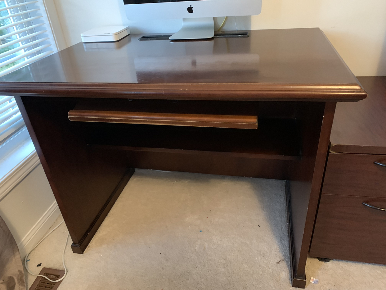 MOVING SALE!! Solid Wood study / work / computer desk - photo 4
