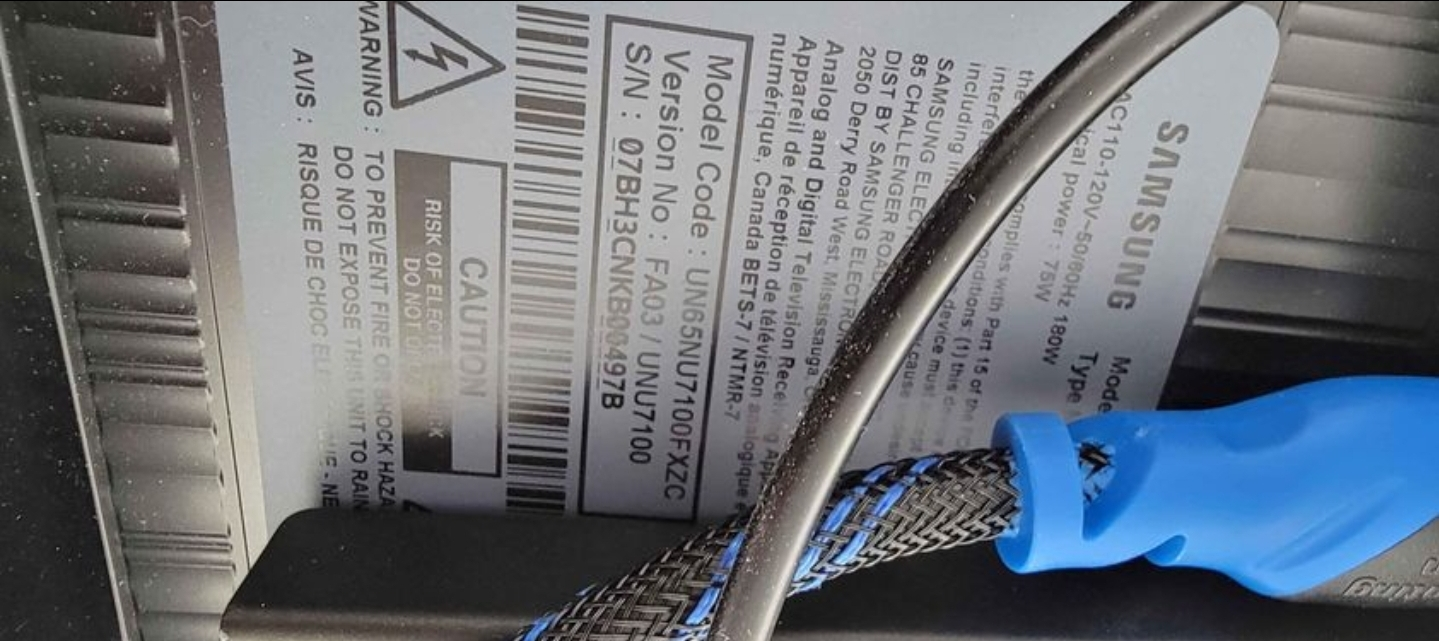 Samsung 4k - 65"  Soundbar + amovible Wall mount image indicator(9)