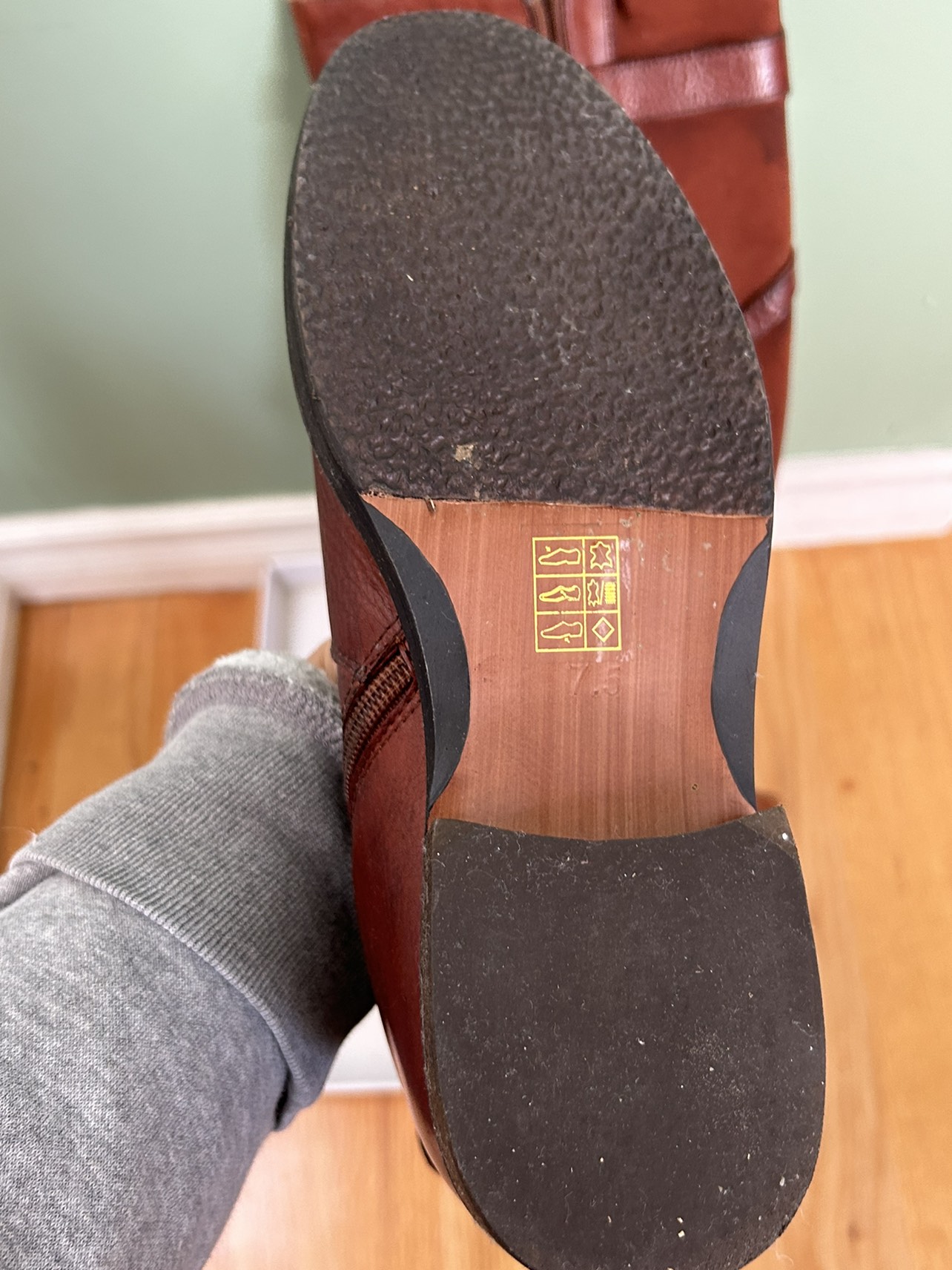 Miz Mooz Leather Boots women’s size 7.5 image indicator(4)