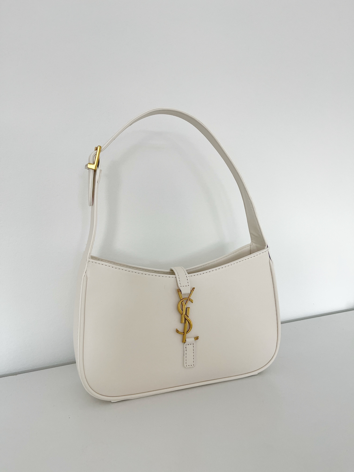 Ysl Hobo Shoulder Bag