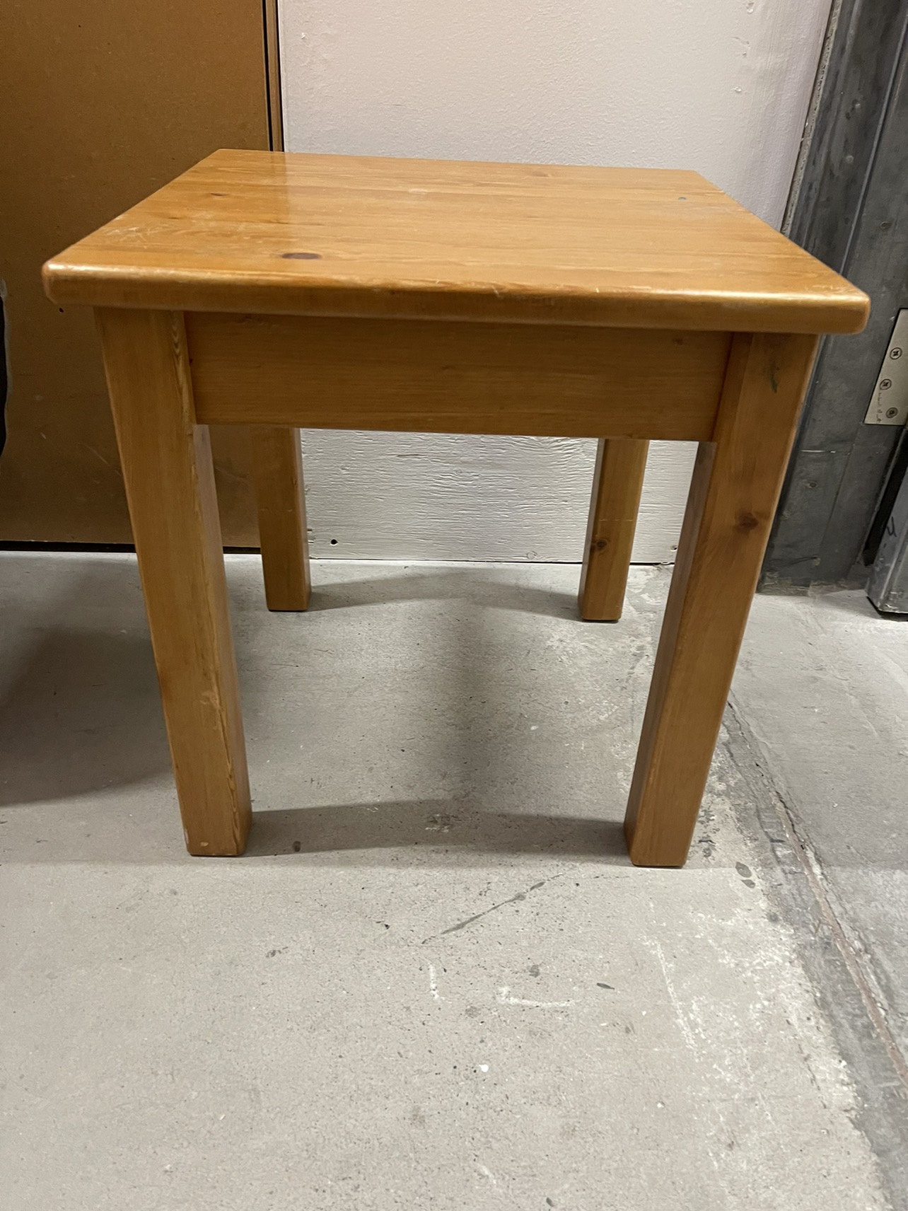 Side table - photo 3