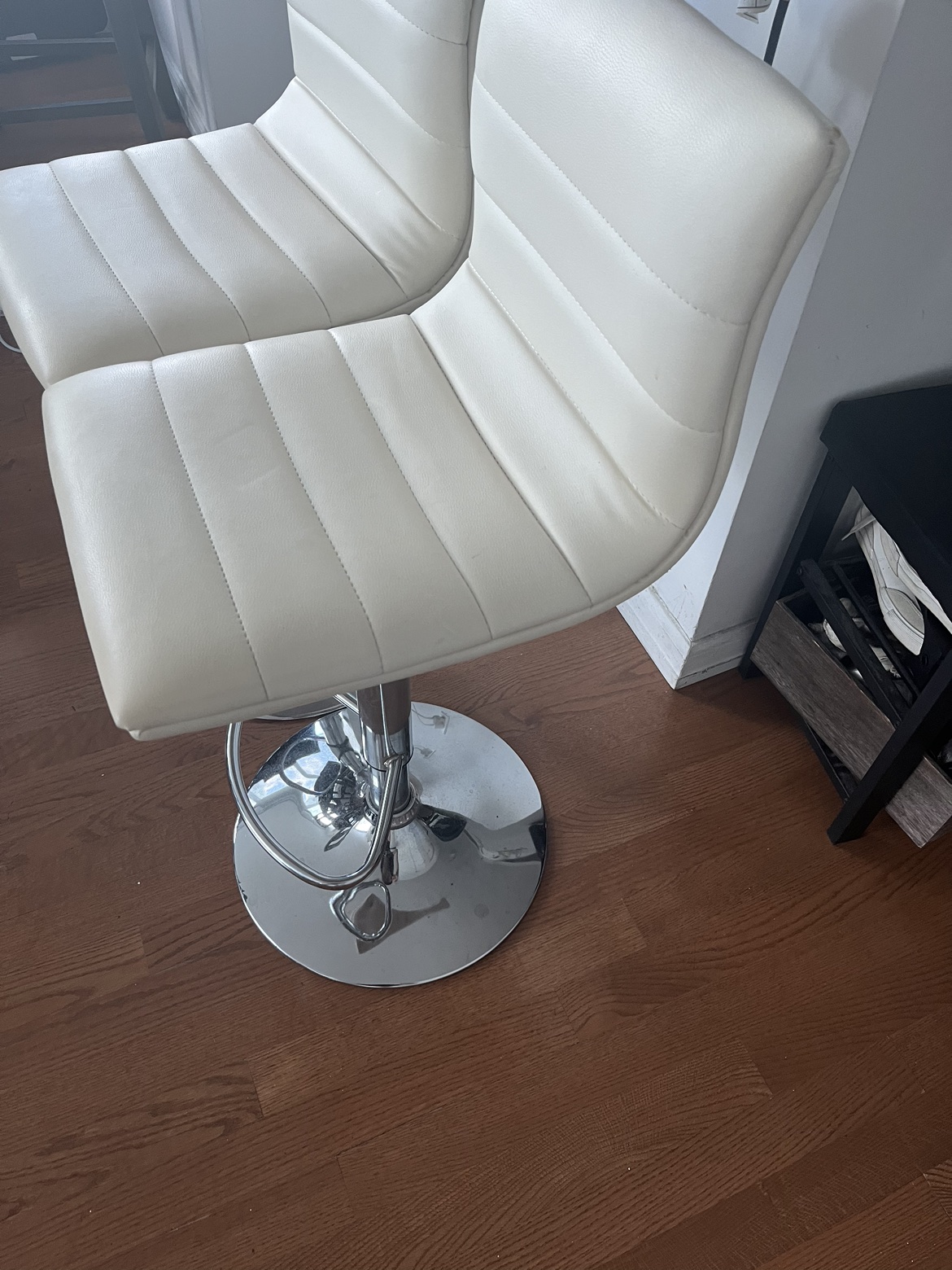 Bar chair