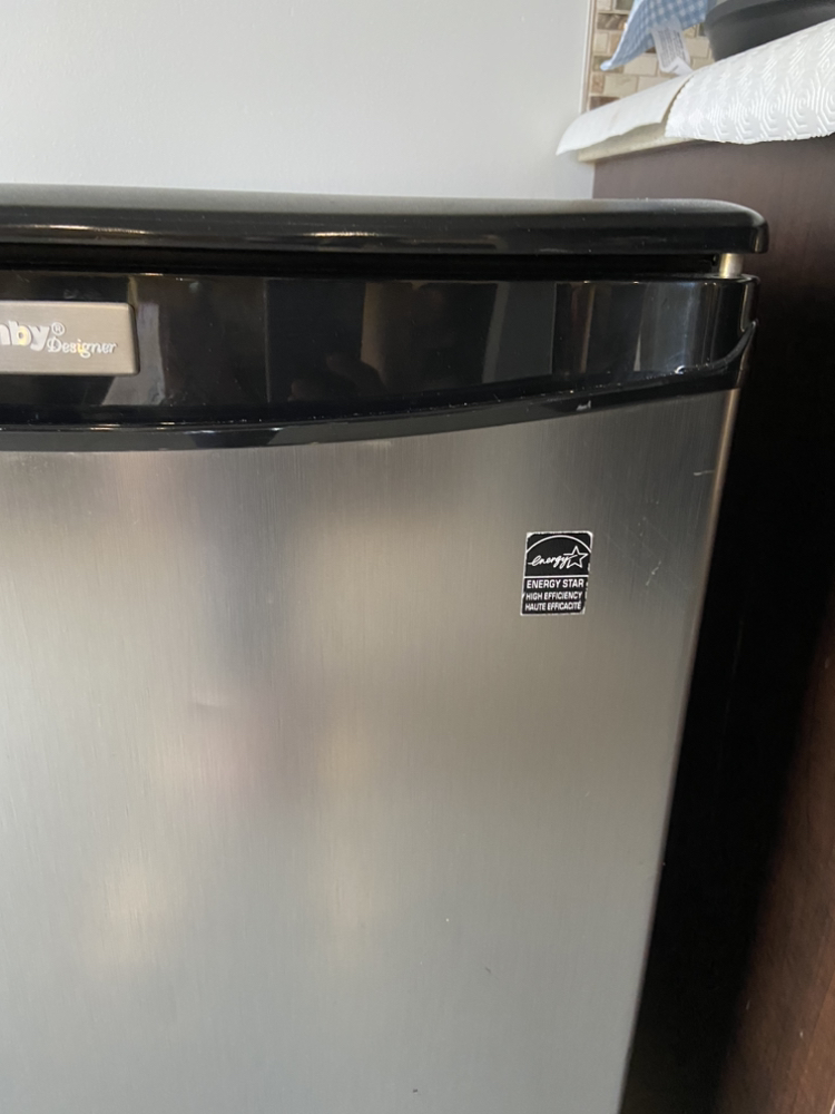 Danby designer Refrigerator image indicator(2)