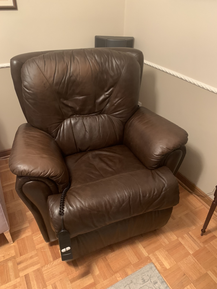 Electric recliner - photo 3