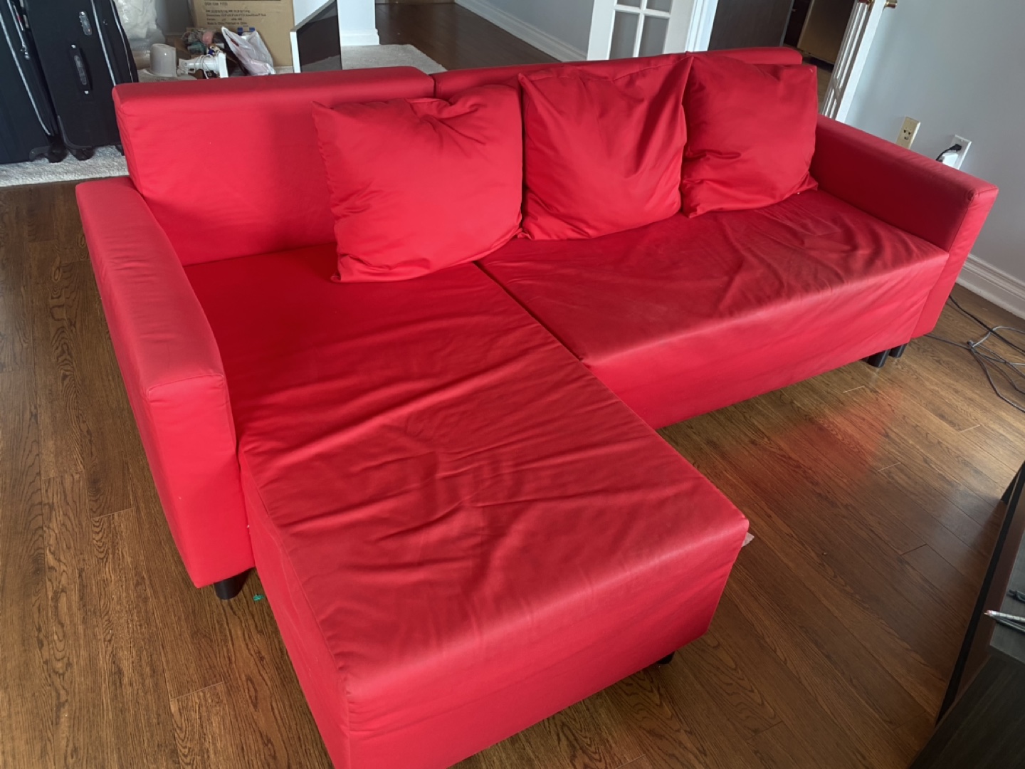 Ikea couch thumbnail