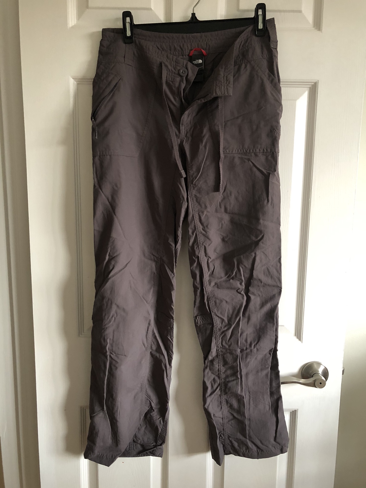 The North Face Women's Roll Up Pants (Size 4) thumbnail
