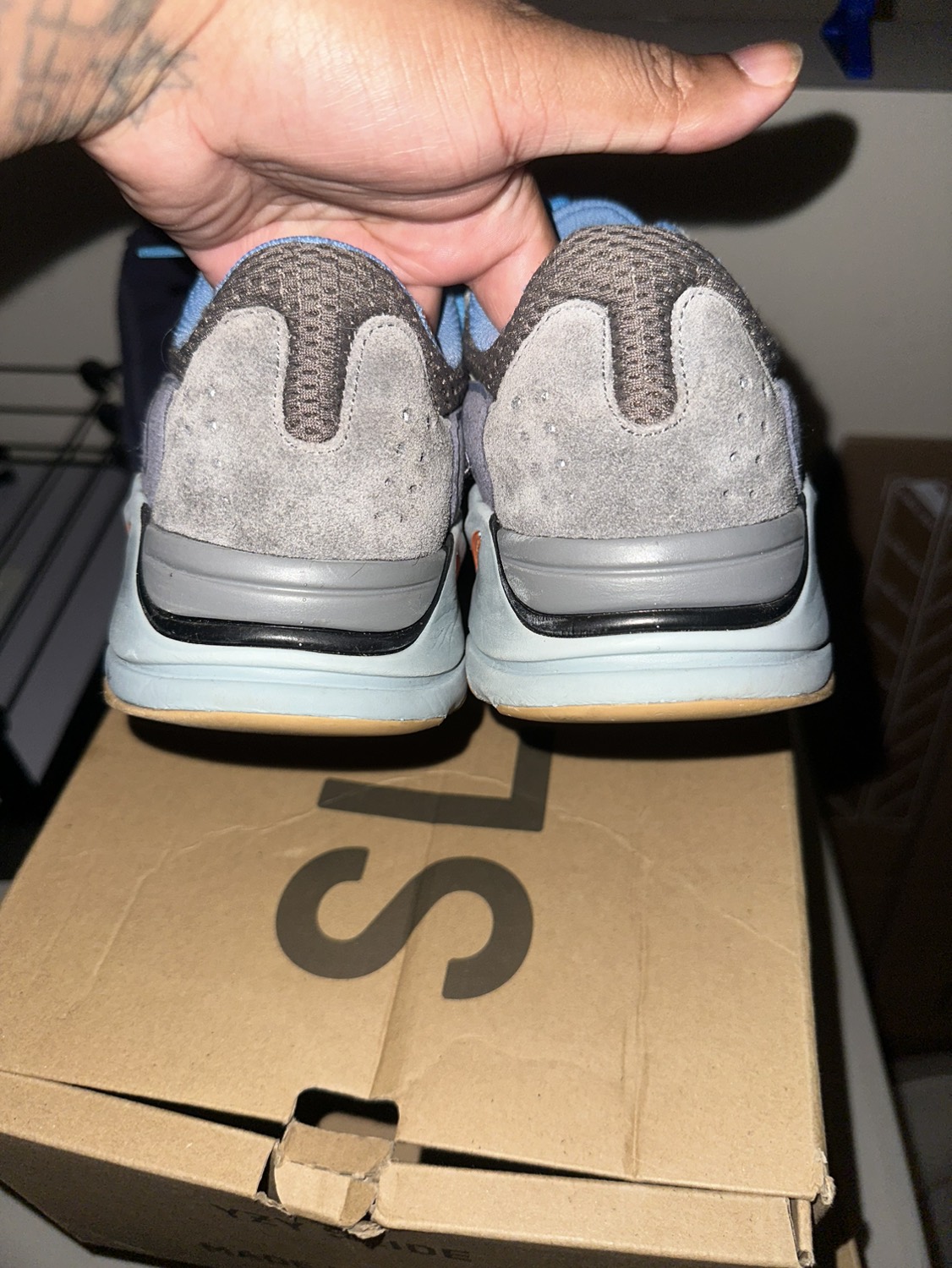 Yeezy 700 size 7 - photo 4