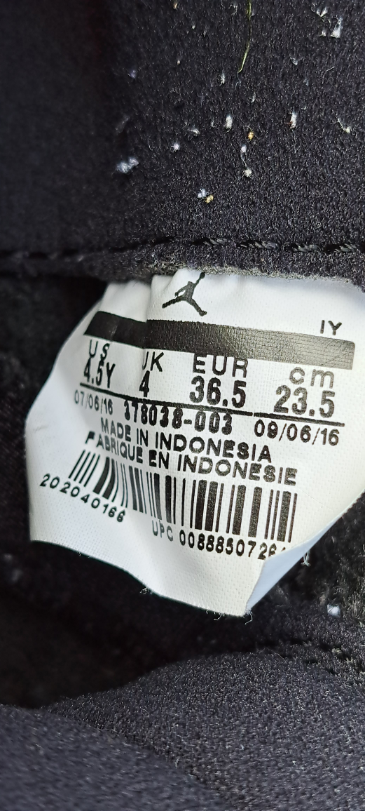 Jordan 11 space Jam - photo 5
