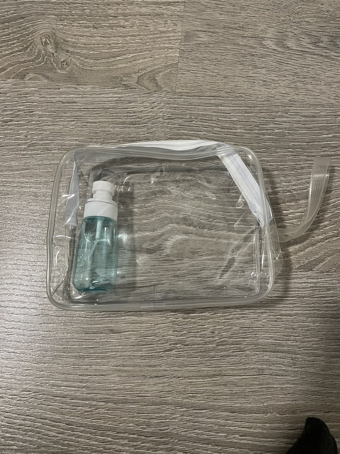 #freecycle Travel toiletry bag - photo 2