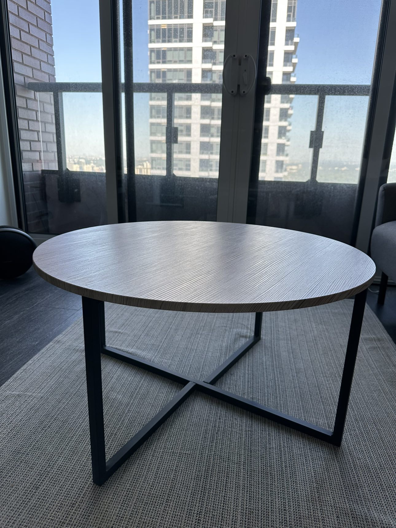 Round Living Room Coffee Table