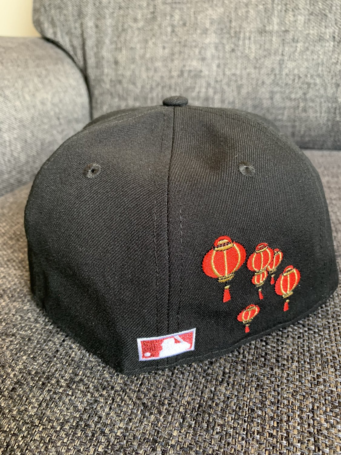 Jays hat image indicator(3)