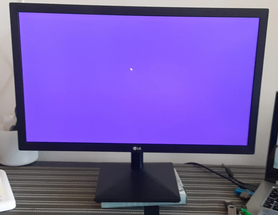 LG HMDI 22" monitor thumbnail