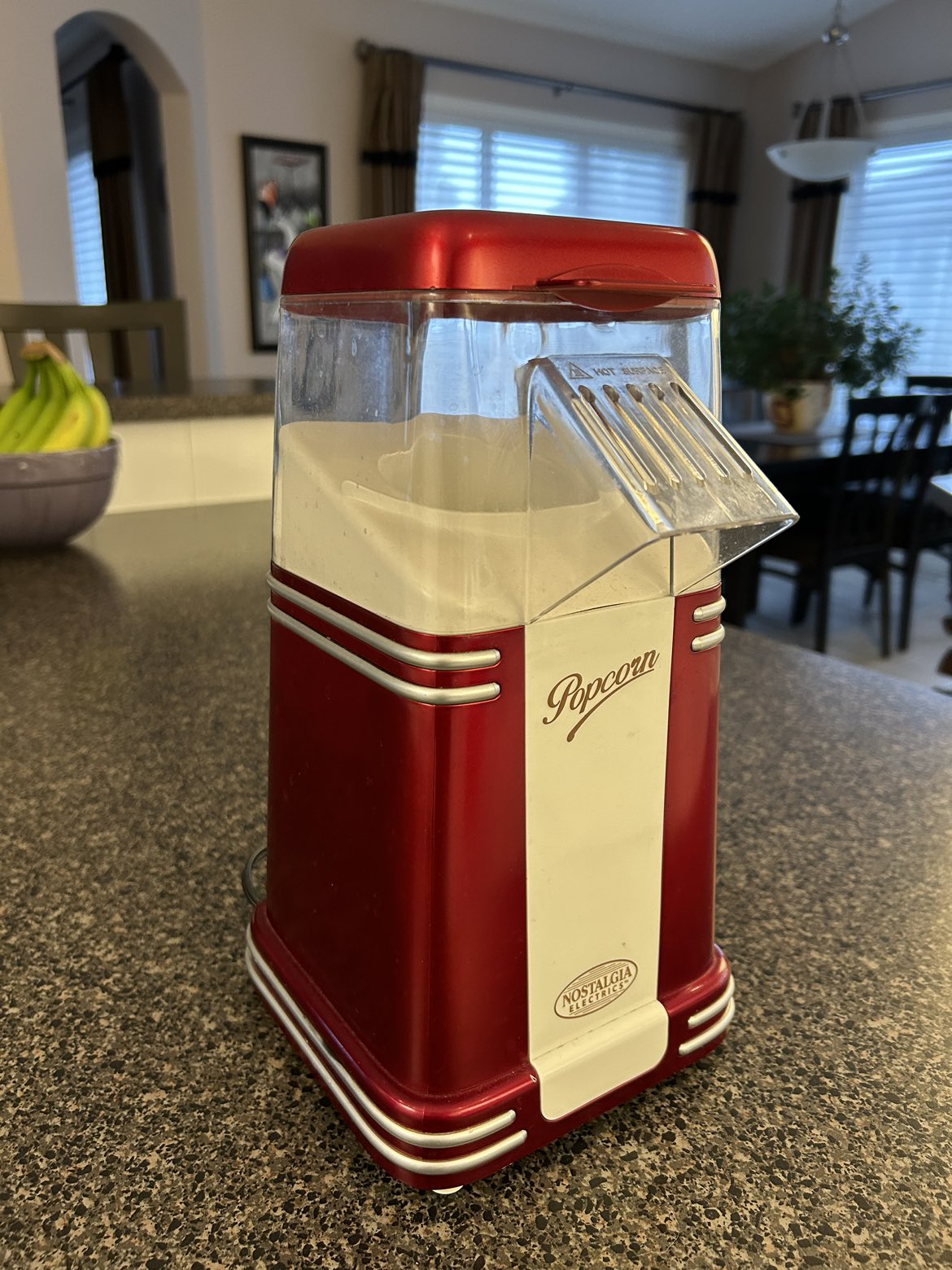 Popcorn maker