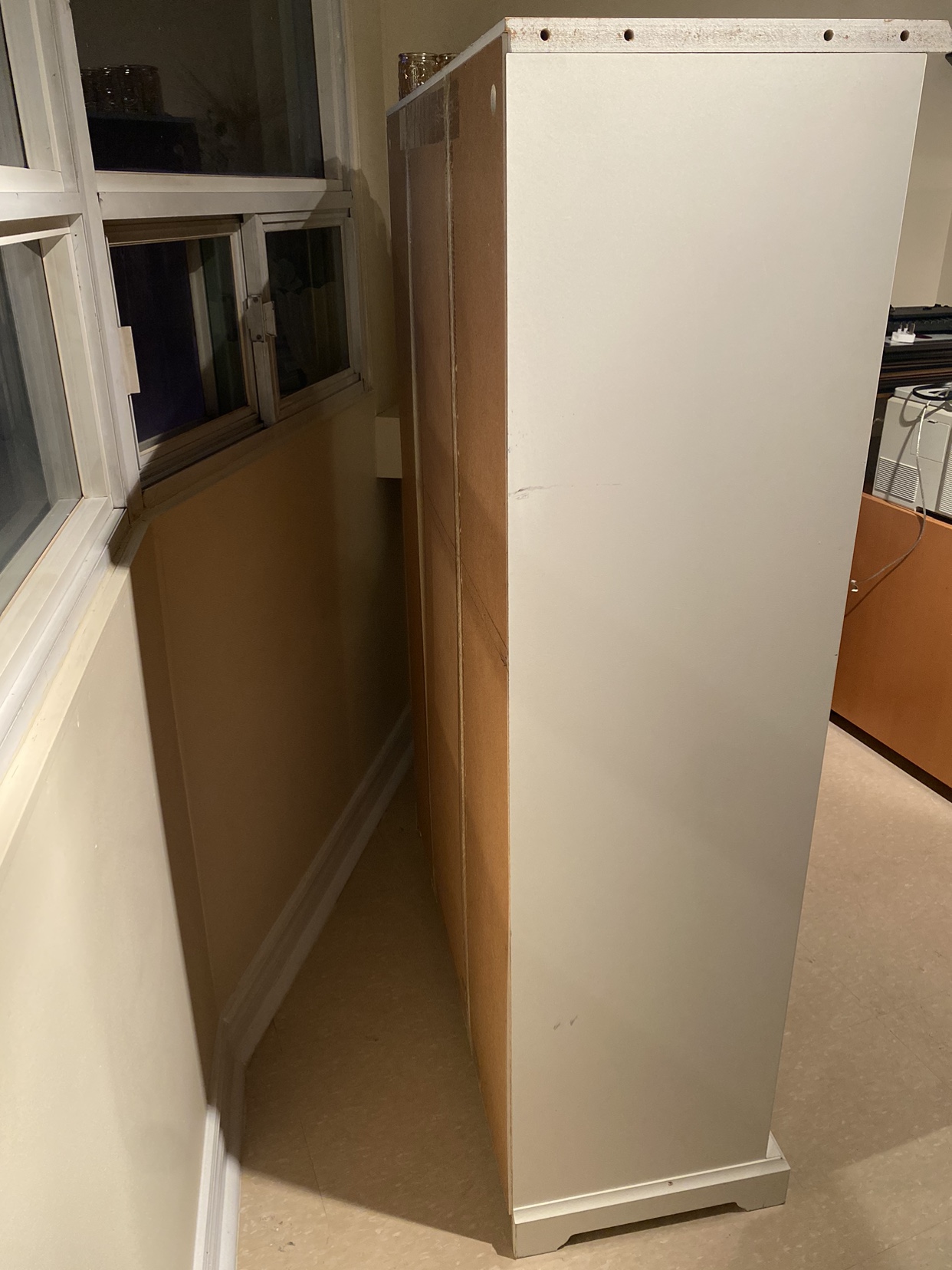 Bookshelf - photo 2