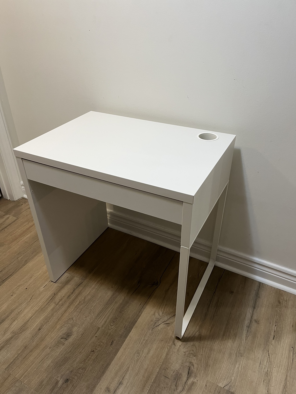 Ikea Desk - photo 3