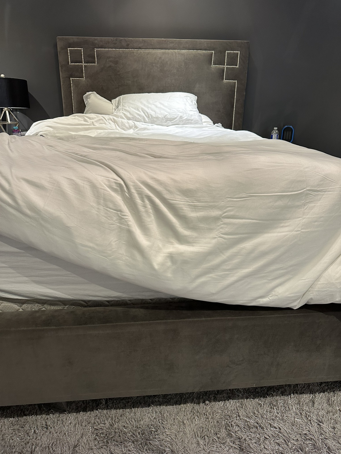 Queen bed frame - photo 4