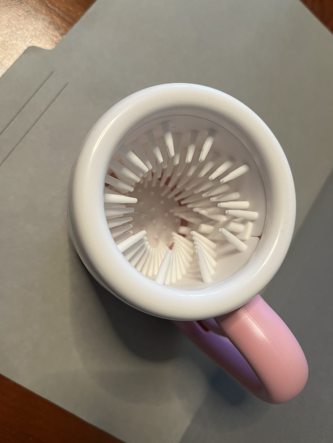 Semi-automatic pet paw cleaner - photo 2