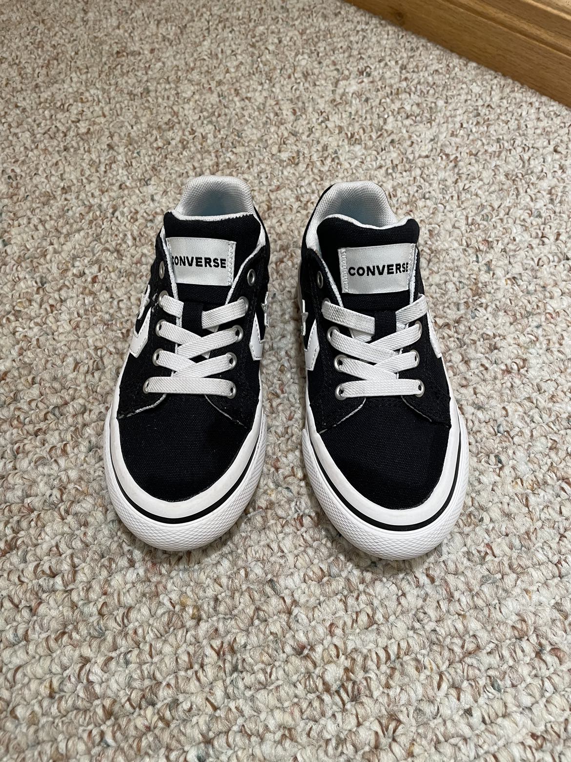 Converse - children size 11 thumbnail