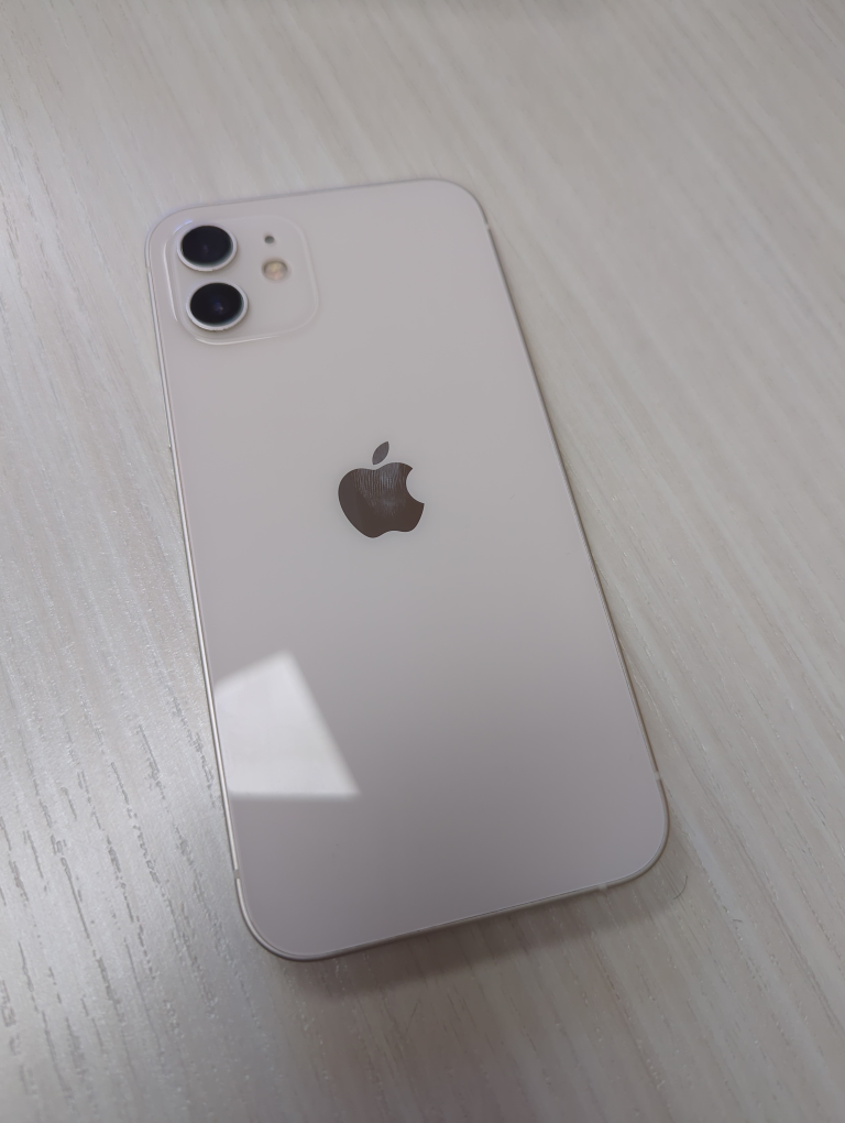iPhone 12 64gb White Unlocked - photo 5