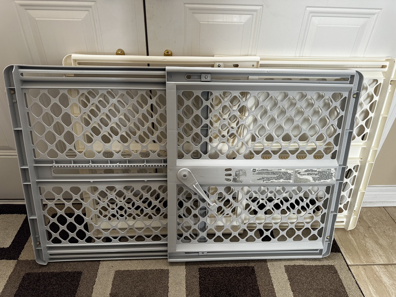 Baby Gates - photo 2