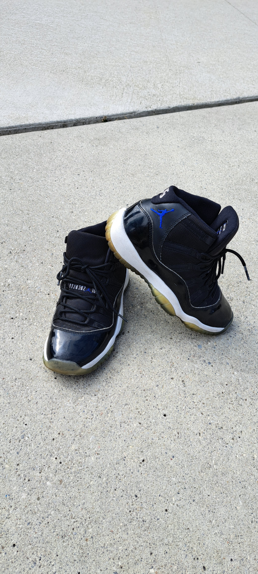Jordan 11 space Jam