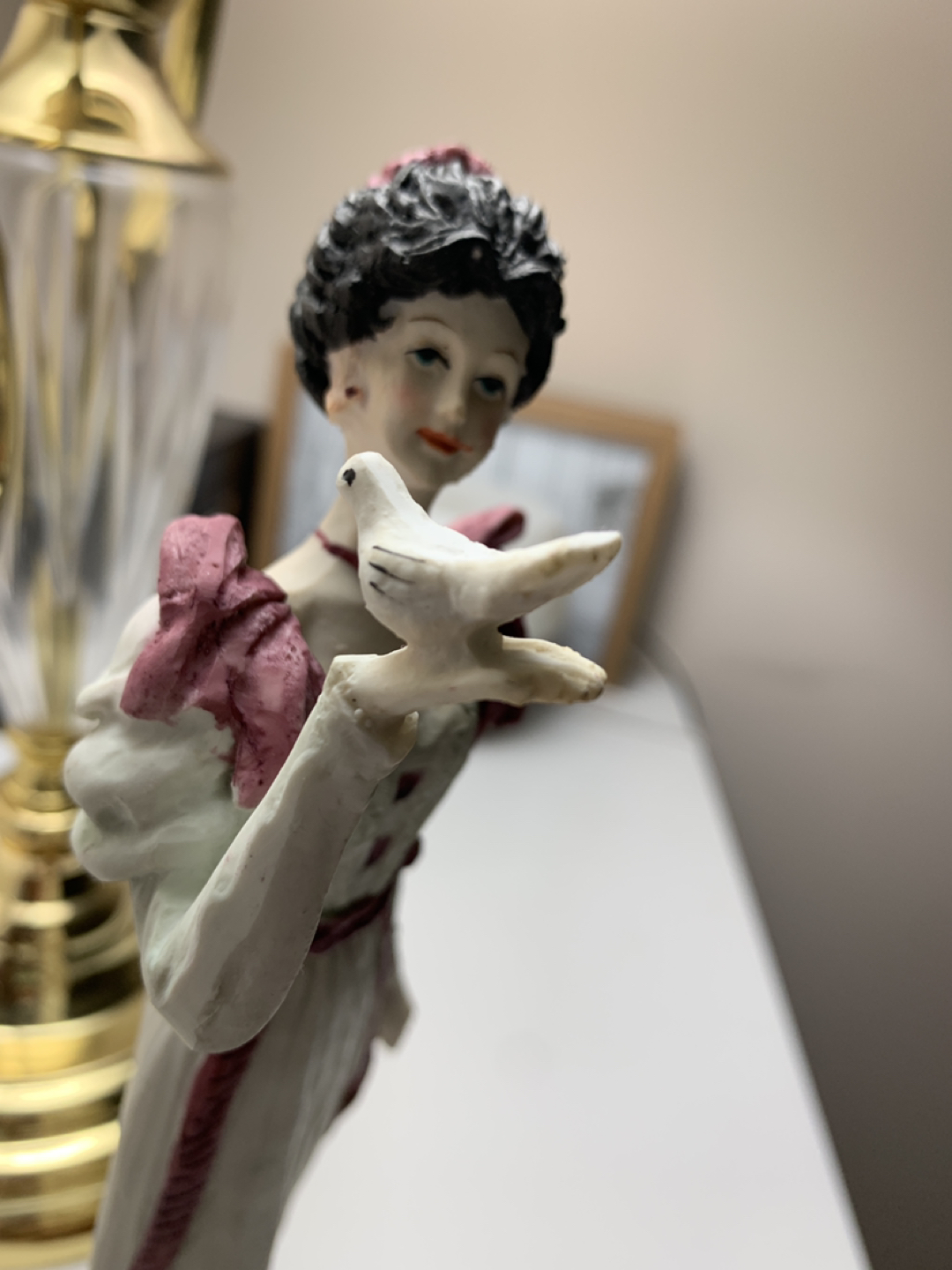 Antique woman  sculpture image indicator(4)