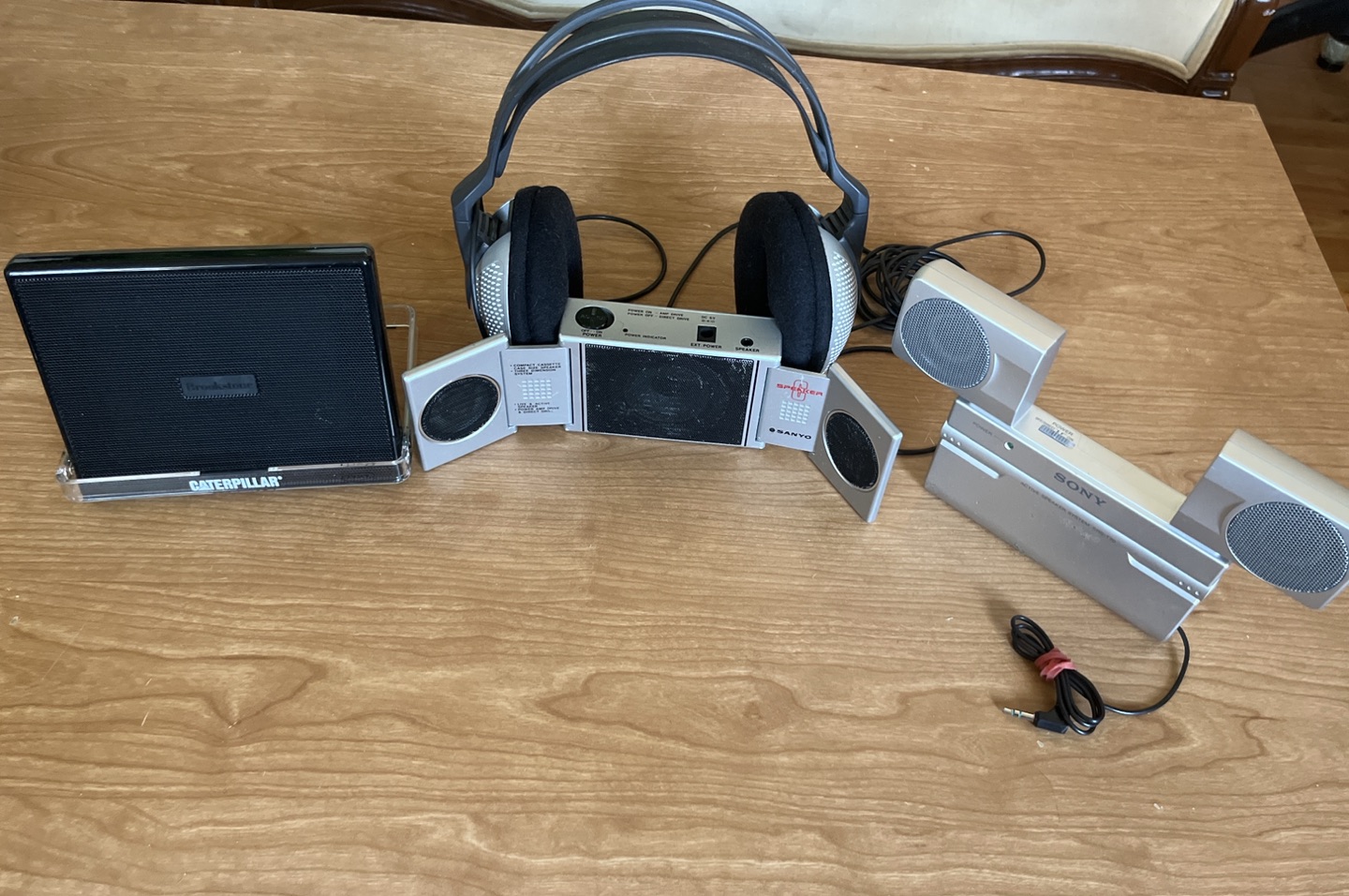 Free vintage speakers and headphones