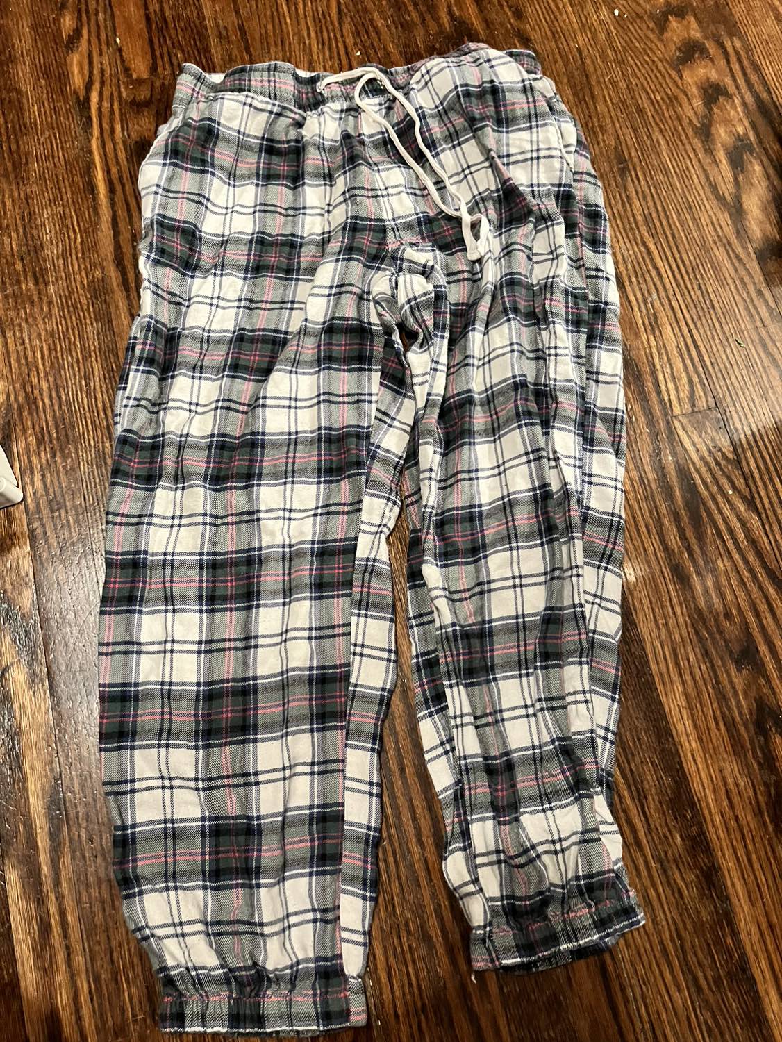Pajama pants thumbnail