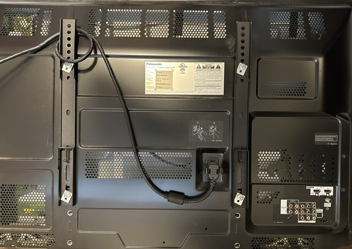 42” Panasonic Viera Plasma TV with wall mount image indicator(3)