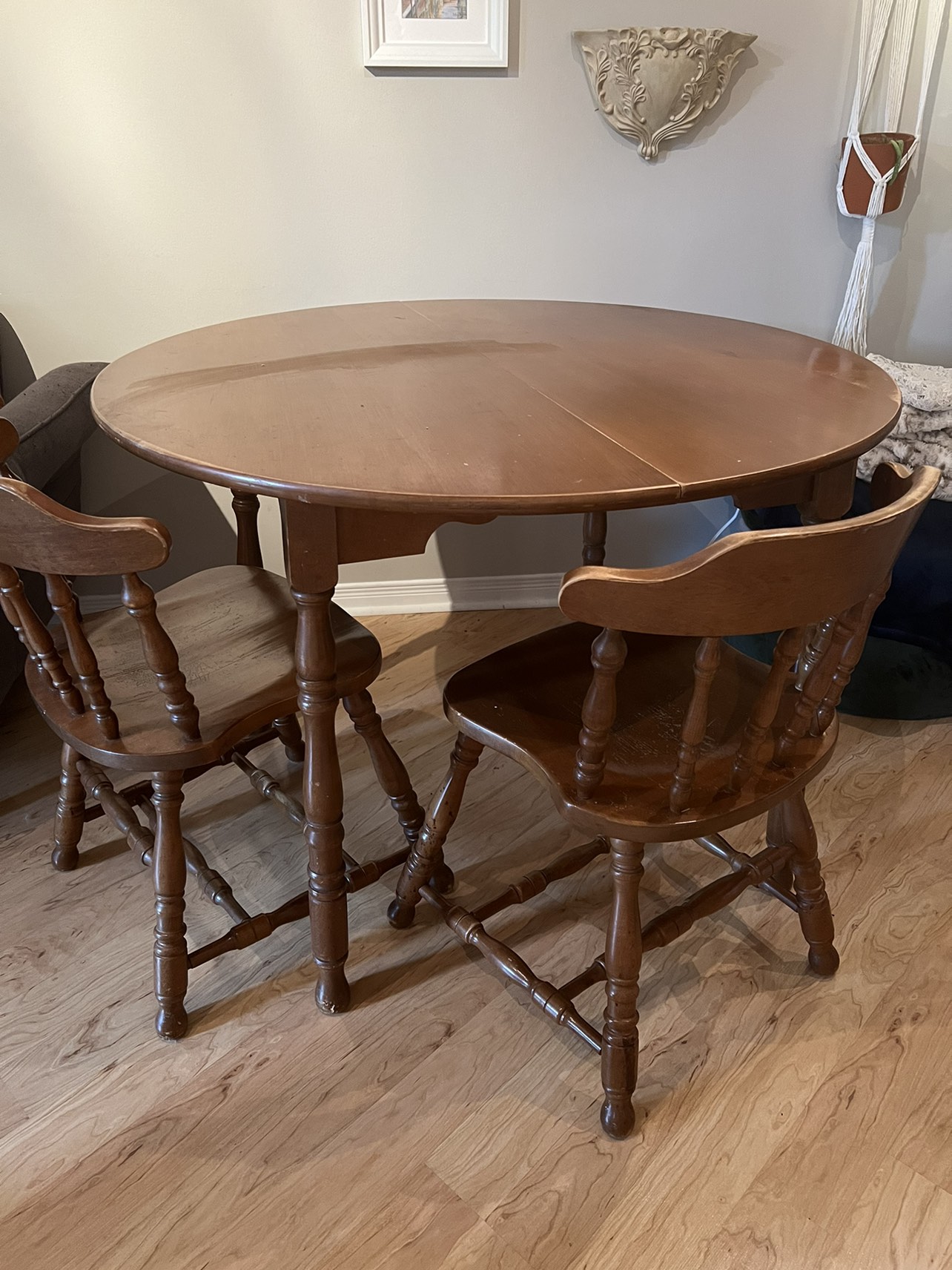 Expanding Wooden Dining Room Table 🦃 - photo 2