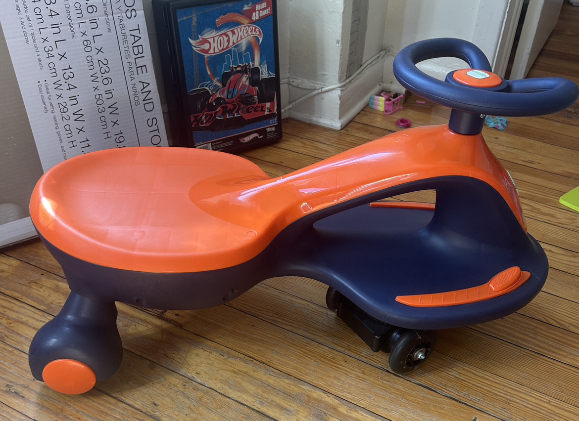 Electric wiggle cars