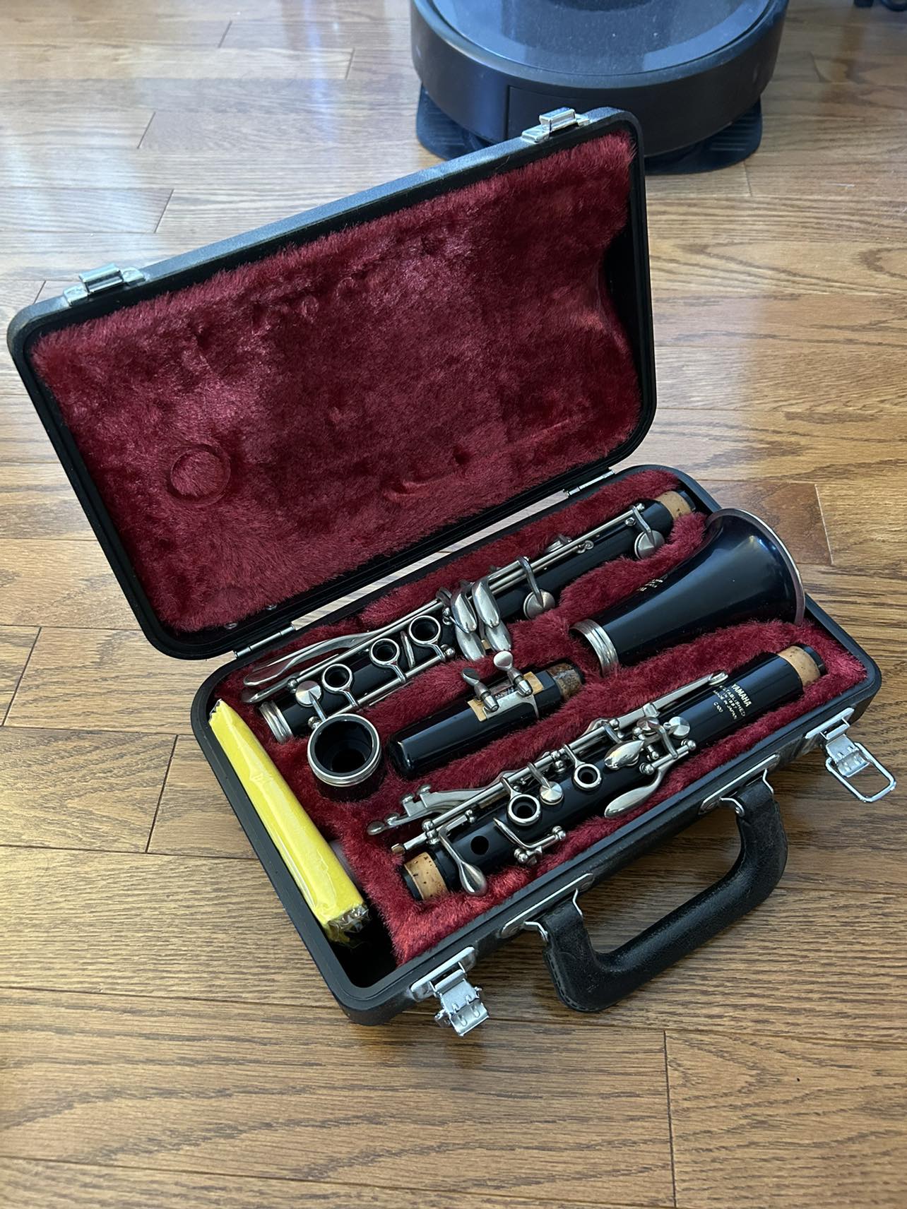 Yamaha Clarinet c100 thumbnail