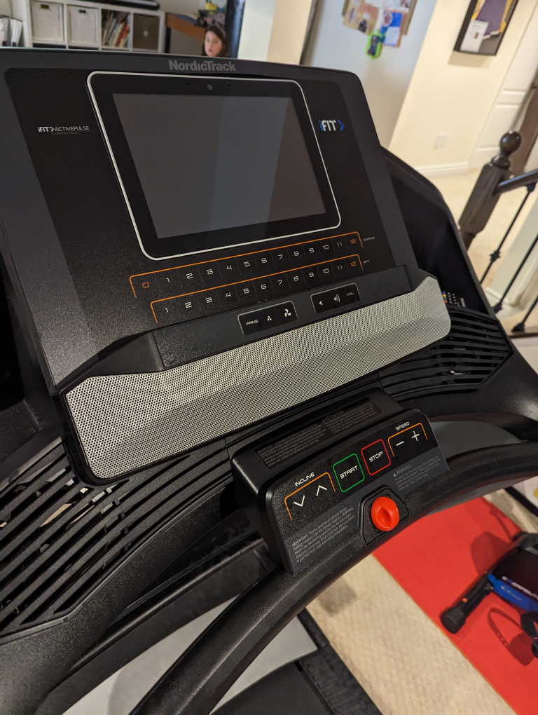 NordicTrack Elite 1000 Treadmill image indicator(5)