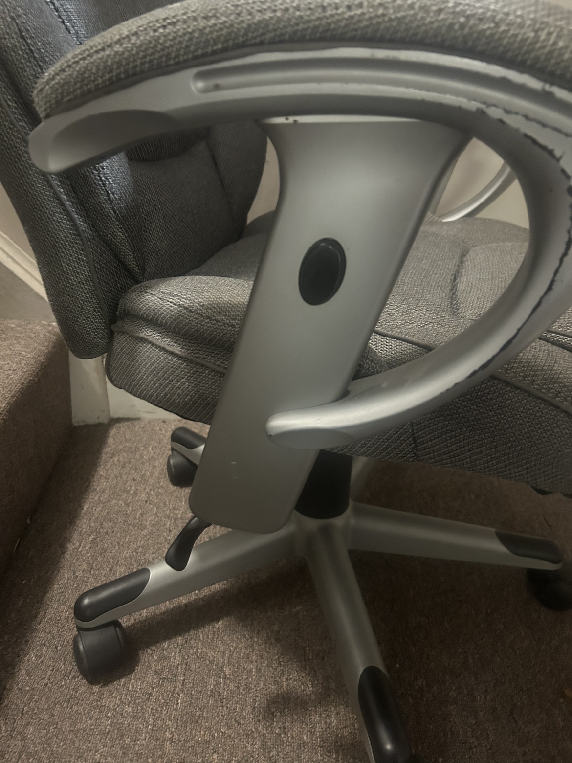 Office chair - photo 4