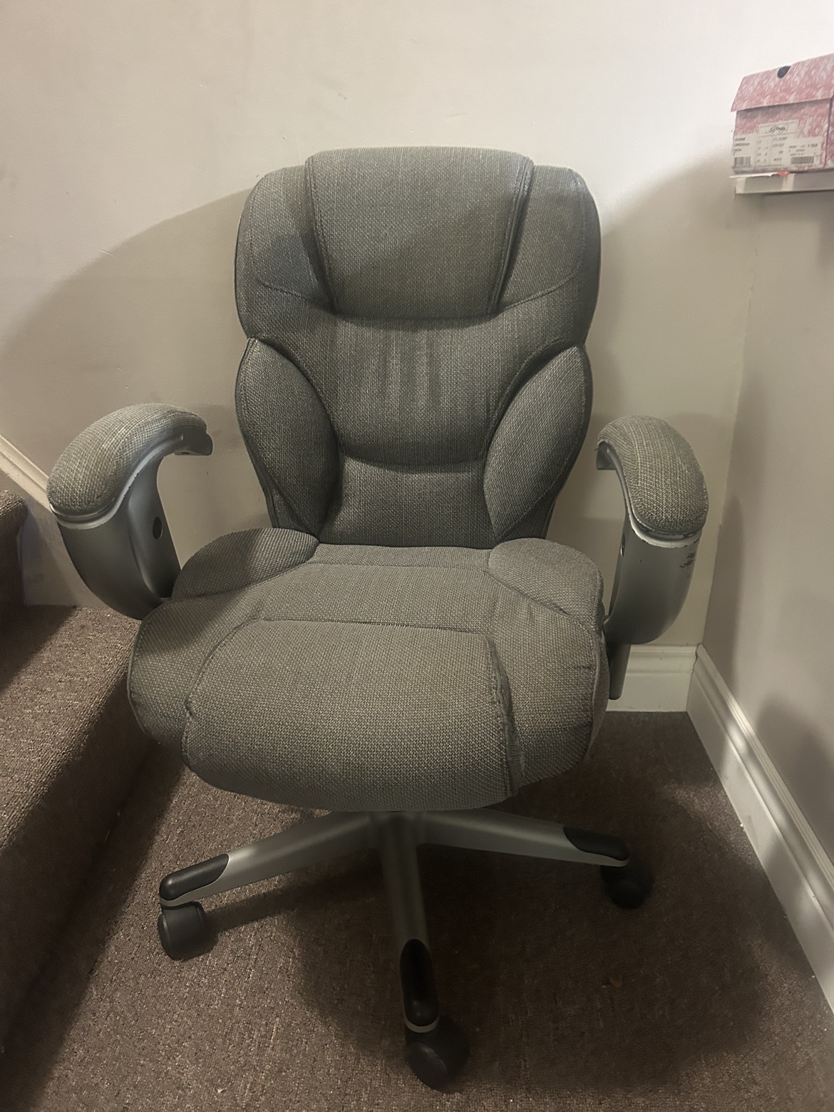 Office chair - photo 3