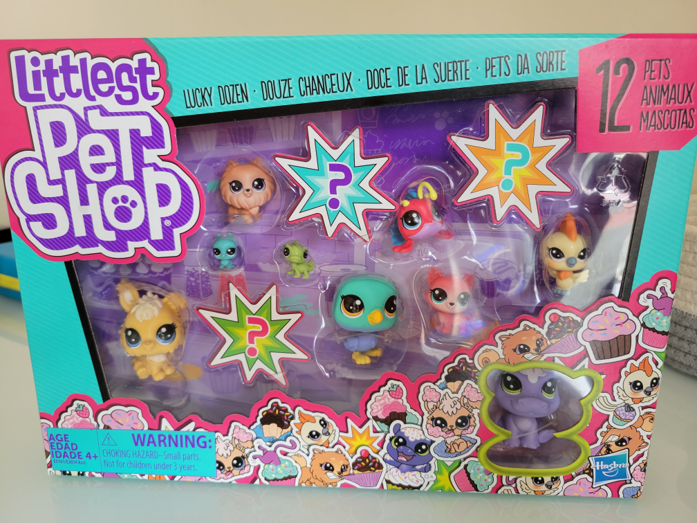 Littlest Pet Shop - " Lucky Dozen Cupcakes" - BNIB