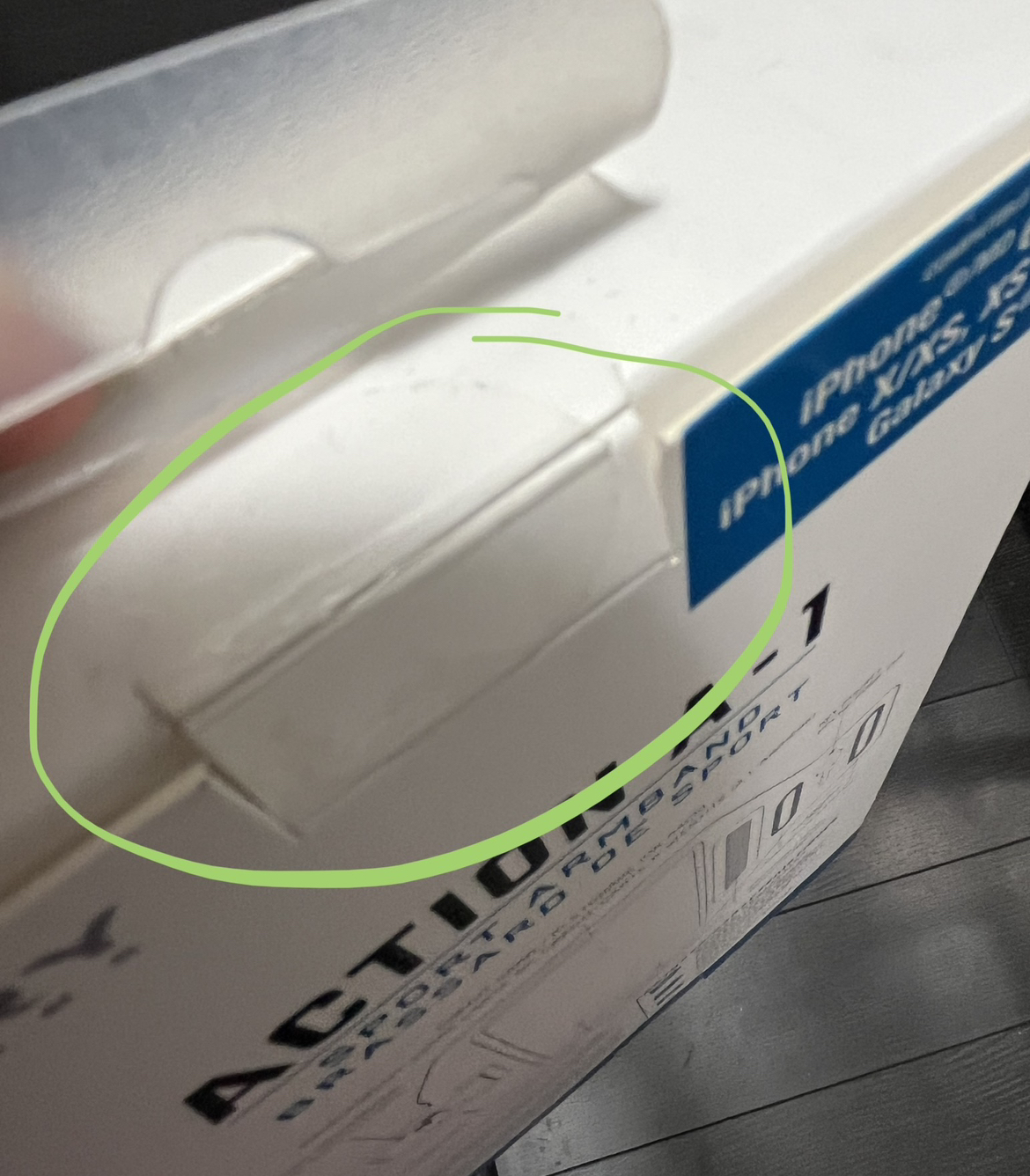 iPhone / Android Smart Arm Band (up to 5’5”) image indicator(3)