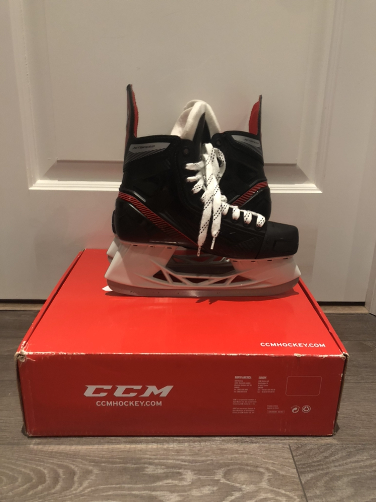 Great Condition CCM JetSpeed FT445 size 7 skates