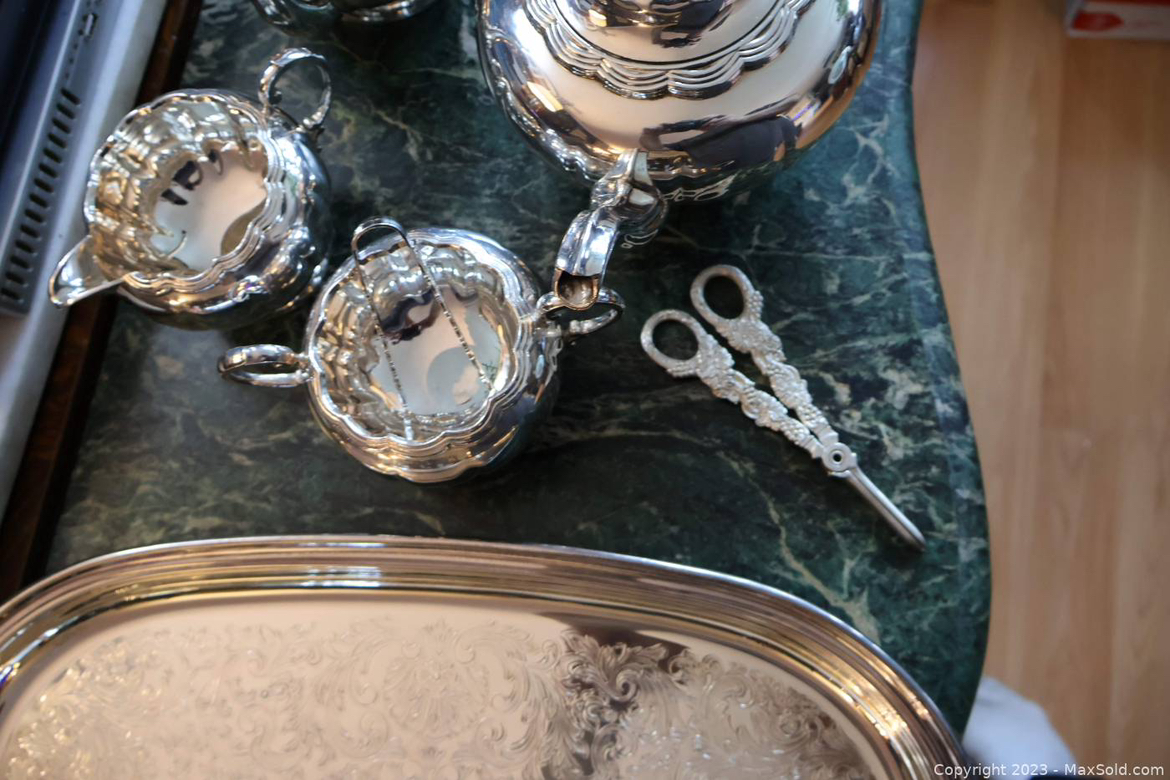 Silver plate tea set image indicator(7)