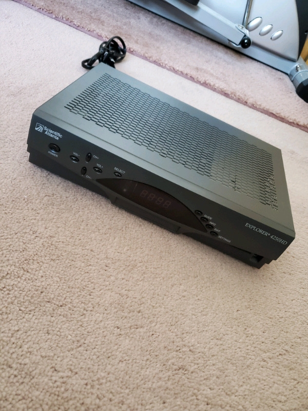 HDTV cable tv box. image indicator(3)