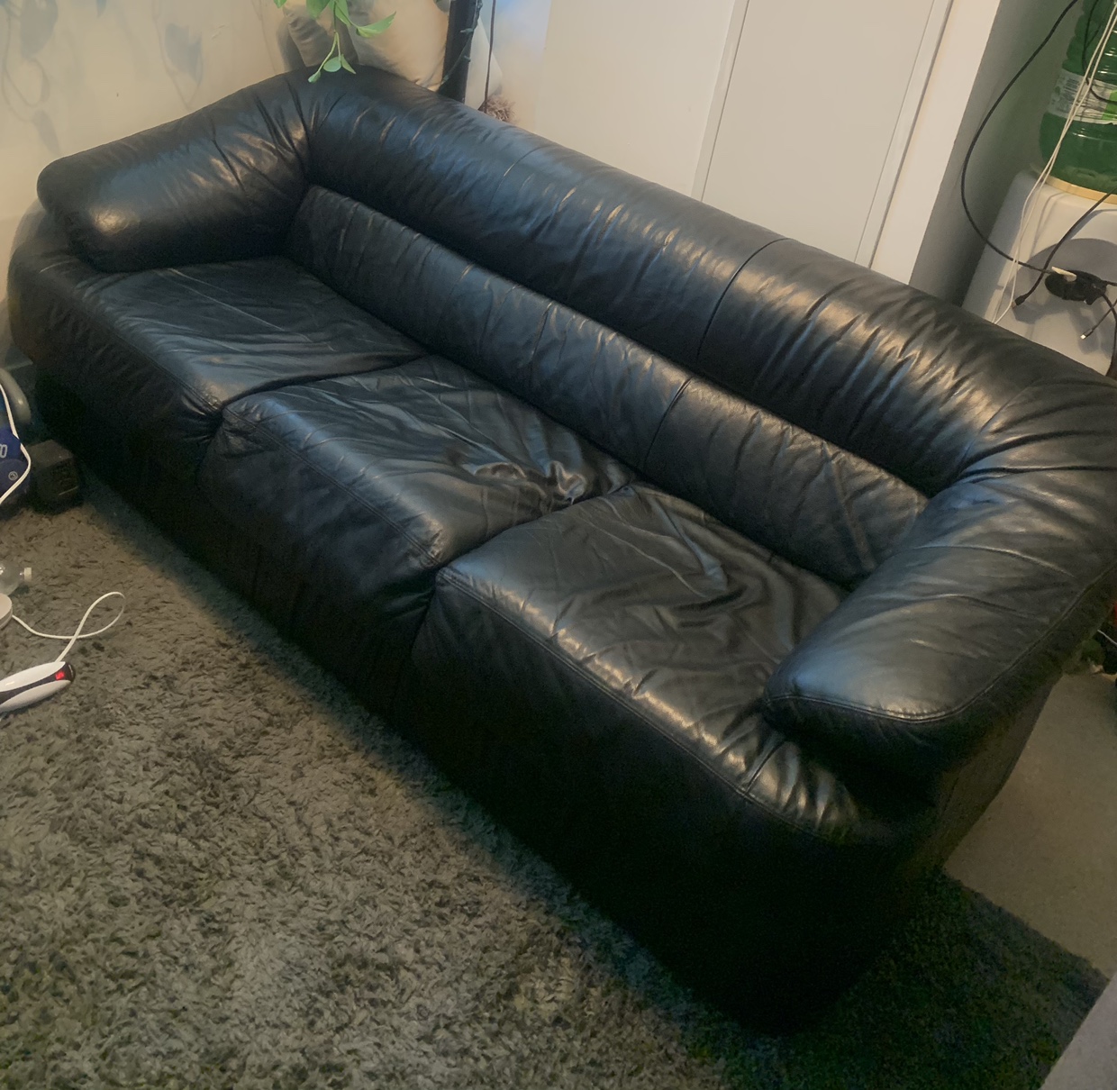 Leather sofa … Black. image indicator(2)