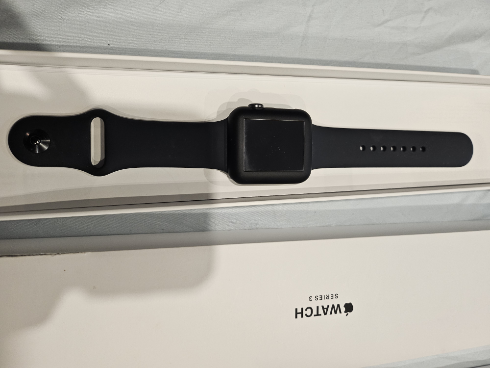 Apple watch Series 3 42mm - photo 2