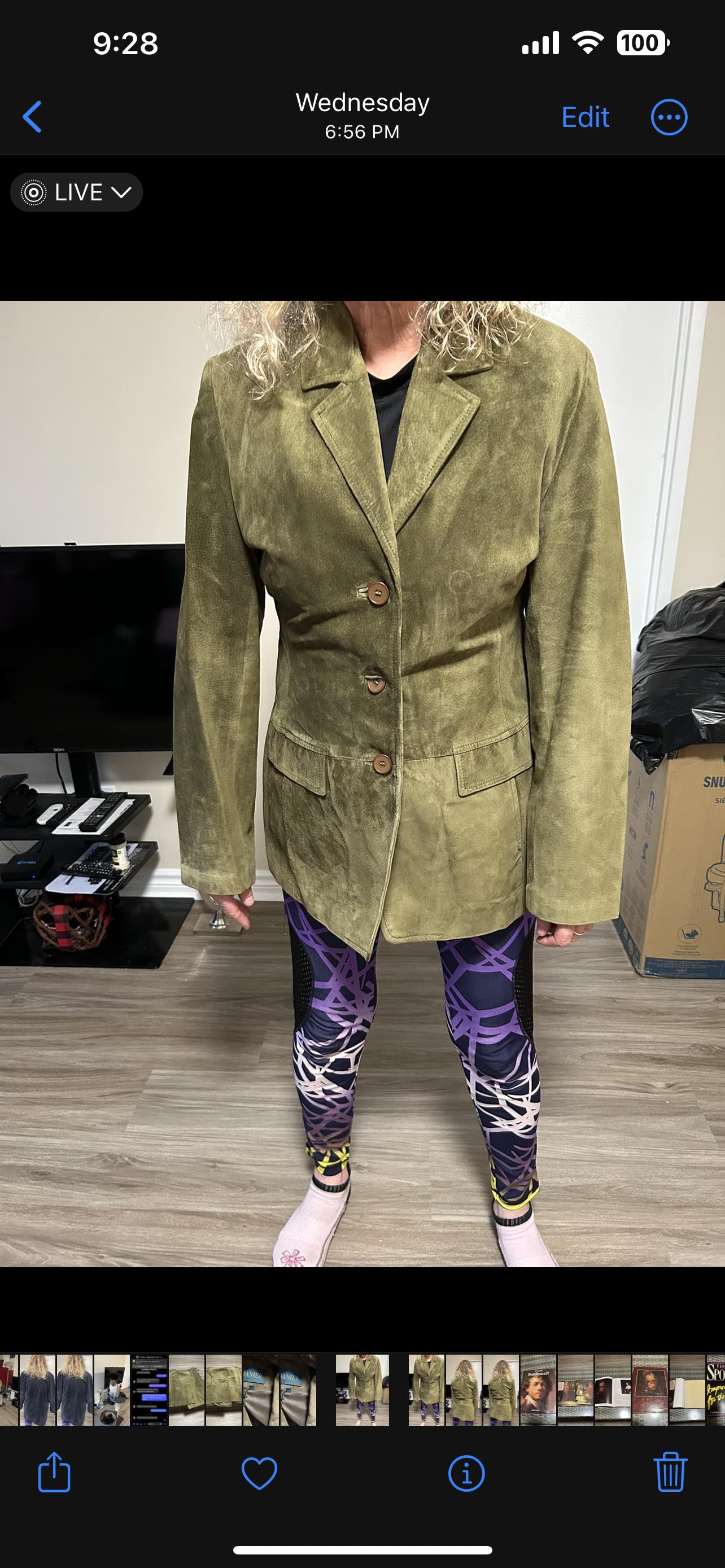 Danier suede leather and short skirt