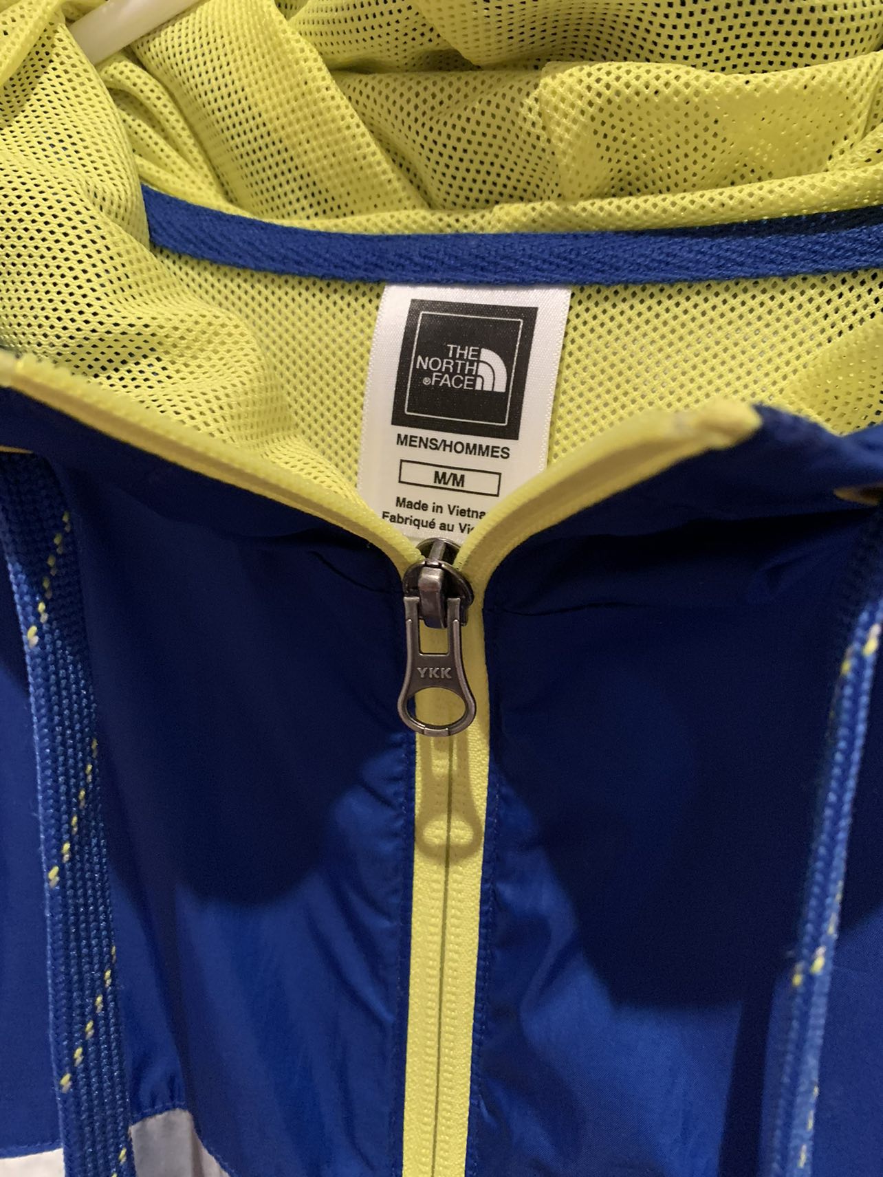 ❗️The North Face Windbreaker men’s size Medium - photo 3