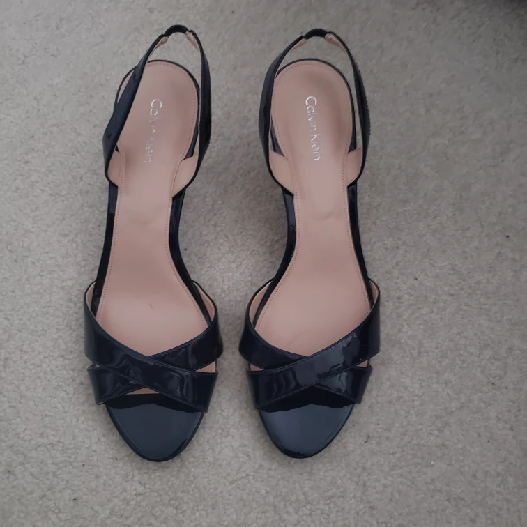 Calvin Klein navy blue patent sling back heels 👠 thumbnail