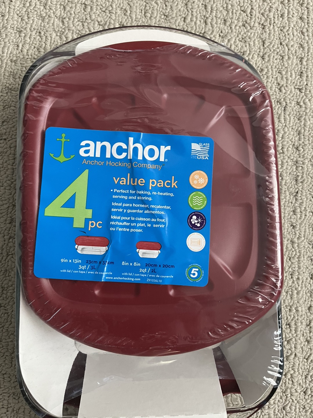 MOVING Sale: 4 piece Anchor Hocking new Glass bakeware with lids thumbnail