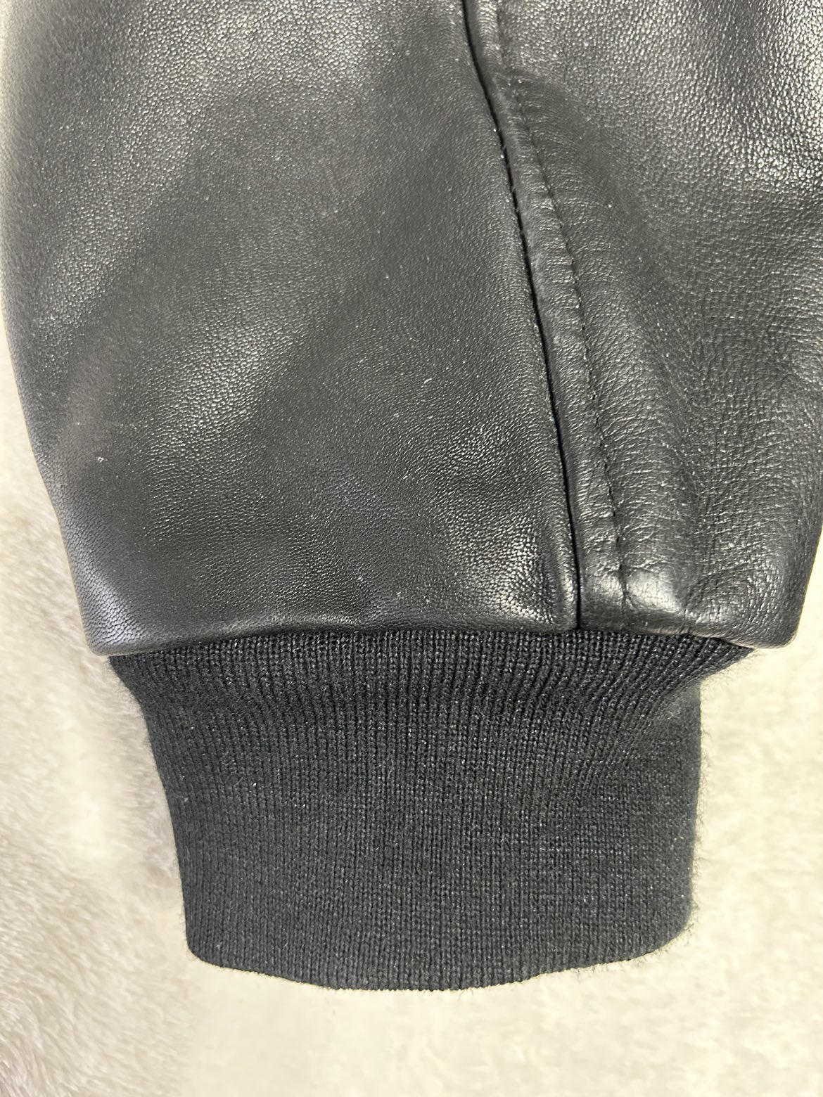 Vintage Black Leather Jacket - Hard Rock Cafe Singapore - photo 4
