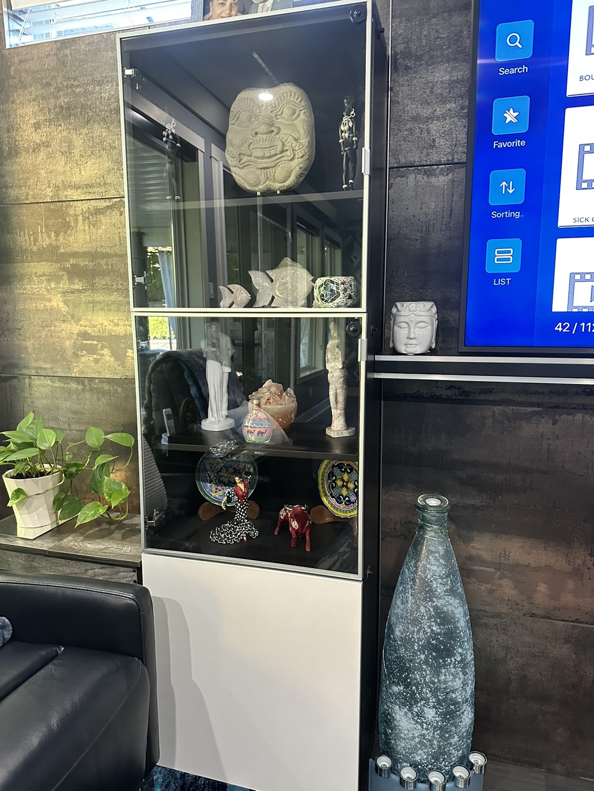 IKEA display storage cabinet with lights - photo 3